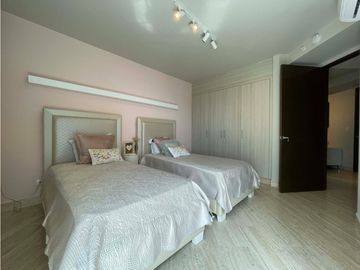 APARTAMENTOS AMOBLADO COSTA DEL ESTE  202M2, PH REGENT 3 RECMARAS