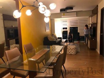 Fully Furnished 1Br in Kroma Tower, Makati