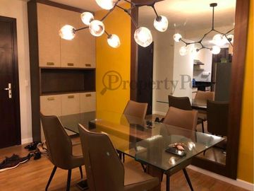 Fully Furnished 1Br in Kroma Tower, Makati