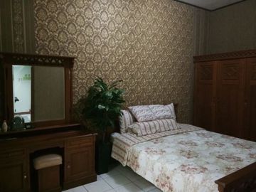 Rumah Samping Setraduta, dekat Sarijadi Setrasari Bandung