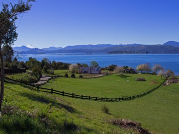 Espectacular Parcela De 5000m2 En Condominio Lago Calafquén