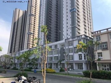 Apt. Puncak Dharmahusada A12 hadap barat 3BR
