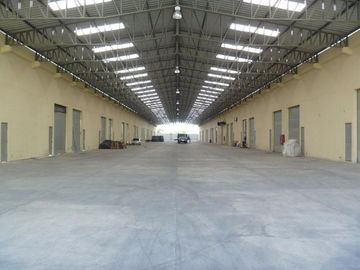 Bodega - Galpón Venta y Alquiler 3000 m2 de construcción en Durán