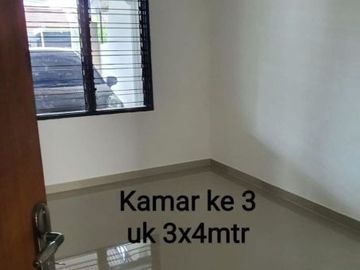 Rumah Babatan Pantai, Hadap Utara, Row jalan 9 meter