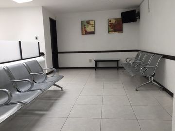 Consultorio Medico en Renta - Colonia La Paz