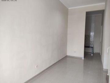 Rumah Rungkut Asri Hadap Utara