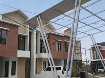 RUMAH BARU 2 LANTAI dekat Antapani Dan Jalan Jakarta Pusat Kota Perumahan Mainroad AH Nasution