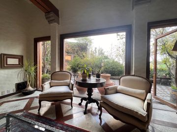 CASA EN LOMAS DE CHAPULTEPEC