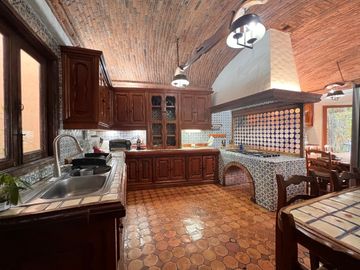 CASA EN LOMAS DE CHAPULTEPEC