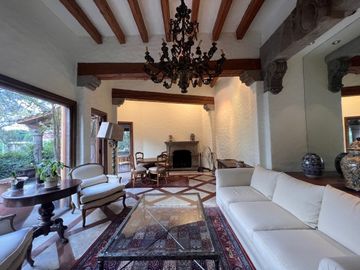 CASA EN LOMAS DE CHAPULTEPEC