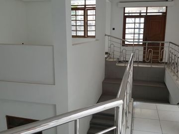 Turun Harga!! Rumah Strategis dekat Pahlawan dan Cikutra