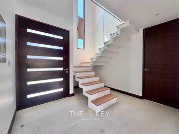 Casa nueva en VENTA de 4 Dorm en Colina