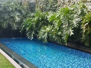 5 Bedroom House for sale