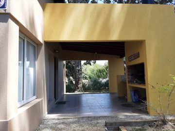 Hermoso Chalet!!! P/3-4 Alquiler Verano