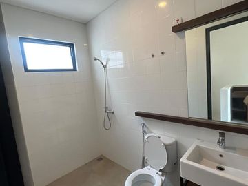 Rumah Siap Huni 4 Menit ke Gerbang Tol BSD Barat 1 Dibantu KPR J-53830