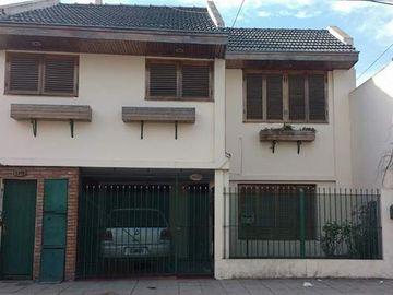 Casa PH en venta en Lanus Este
