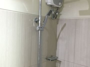 For RENT: Fully Furnished 1 Bedroom with Huge Balcony in Shell Residences