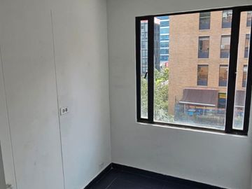 oficina en arriendo en el chico. Cod A28307