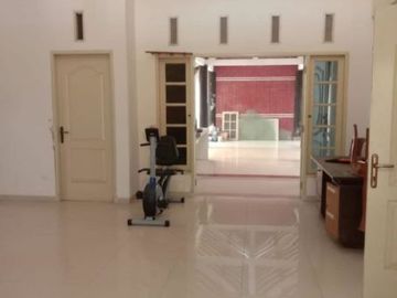 Rumah Medokan Rungkut Surabaya Row jalan 2,5 mobil