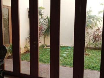 Jual Rumah Plus Kolam Renang Di Cilandak Barat
