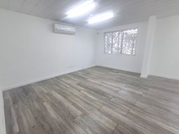 local en arriendo en granada. Cod A217851