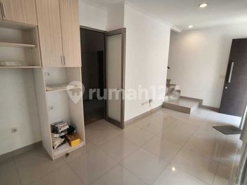 Disewakan Rumah 3 Lantai di Cluster Miami Pik 2 Tipe Aralia