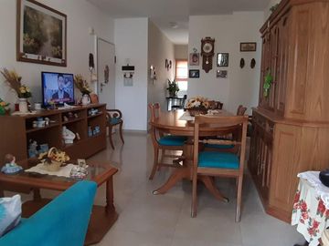 DEPARTAMENTO AL FRENTE EN RAMOS MEJIA SUR - CENTRO EN VENTA