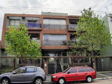 DEPARTAMENTO AL FRENTE EN RAMOS MEJIA SUR - CENTRO EN VENTA