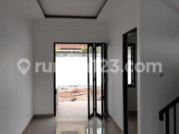 Rumah mewah 2 lantai sawangan depok