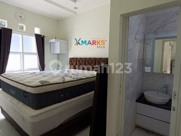 Sewa/ Jual Rumah Mungil Cantik Furnished Daerah Manahan Solo