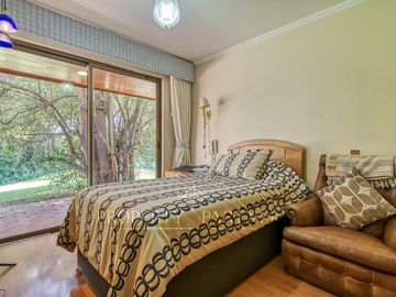 Alvaro Casanova, amplia casa en venta , La Reina .