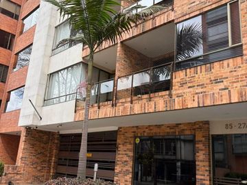 apartamento en arriendo en antiguo country. Cod A52195