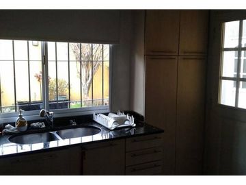 Casa en venta en Villa Luzuriaga