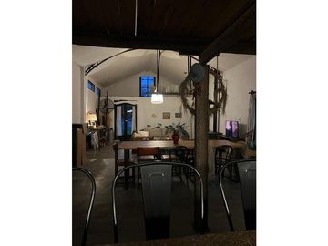 Complejo de Casas de Campo, 5 Has con 4 casas con plieta de natación.