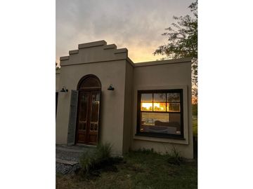 Complejo de Casas de Campo, 5 Has con 4 casas con plieta de natación.