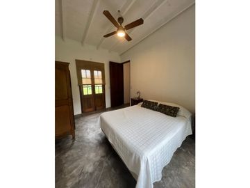 Complejo de Casas de Campo, 5 Has con 4 casas con plieta de natación.