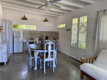 Complejo de Casas de Campo, 5 Has con 4 casas con plieta de natación.