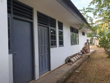 Rumah second tanah luas 2 m an di arco sawangan depok