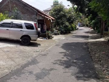 TANAH Borobudur dekat kelurahan Kembang Arum