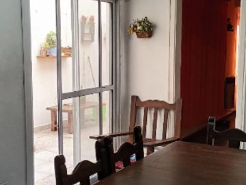 Casa PH en venta en Lanus Este