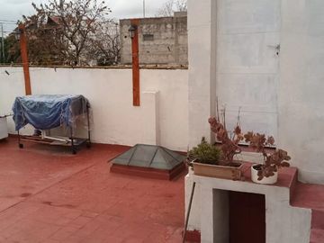 Casa PH en venta en Lanus Este