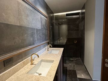 Departamento en venta con amenidades y acabados superiores en Altabrisa, Mérida