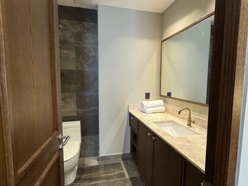 Departamento en venta con amenidades y acabados superiores en Altabrisa, Mérida