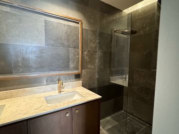 Departamento en venta con amenidades y acabados superiores en Altabrisa, Mérida
