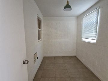 CASA AISLADA EN AV VICTOR TRONCOSO 4D 3B 243 MTS TOTALES