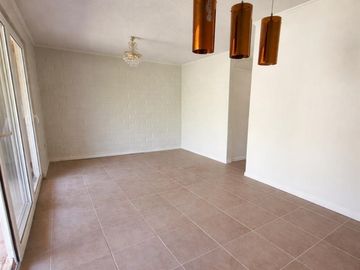 CASA AISLADA EN AV VICTOR TRONCOSO 4D 3B 243 MTS TOTALES