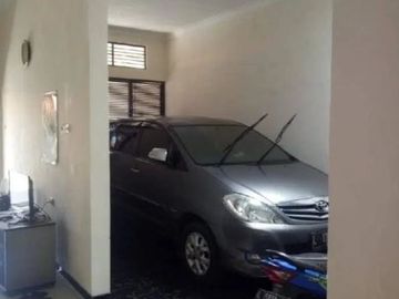 Rumah Sidotopo Wetan Baru STRATEGIS, SEMI FURNISH, BARU SELESAI RENOV