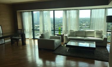 Condominium 2 Bedrooms: 2BR Condo For Sale in Hidalgo Place Rockwell Makati City