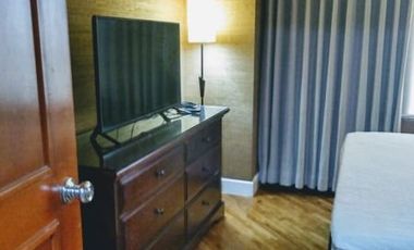Condominium 2 Bedrooms: 2BR Condo For Sale in Hidalgo Place Rockwell Makati City