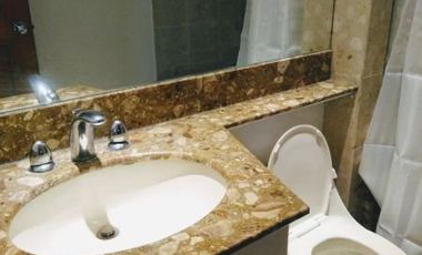 Condominium 2 Bedrooms: 2BR Condo For Sale in Hidalgo Place Rockwell Makati City